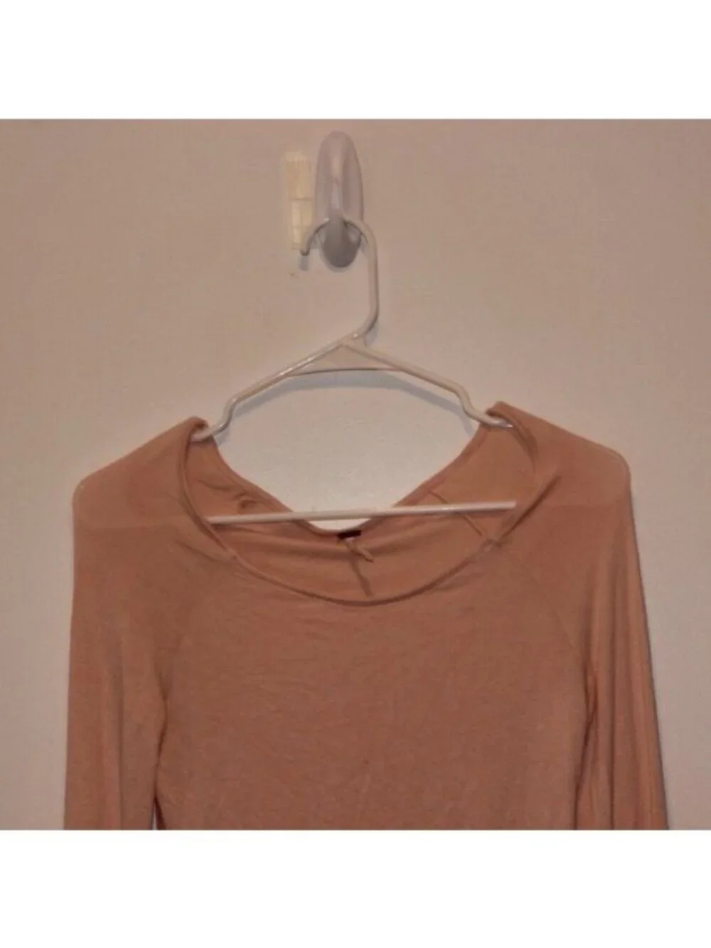Free People dust pink   Bell  Sleeve Top Women's Size Medium